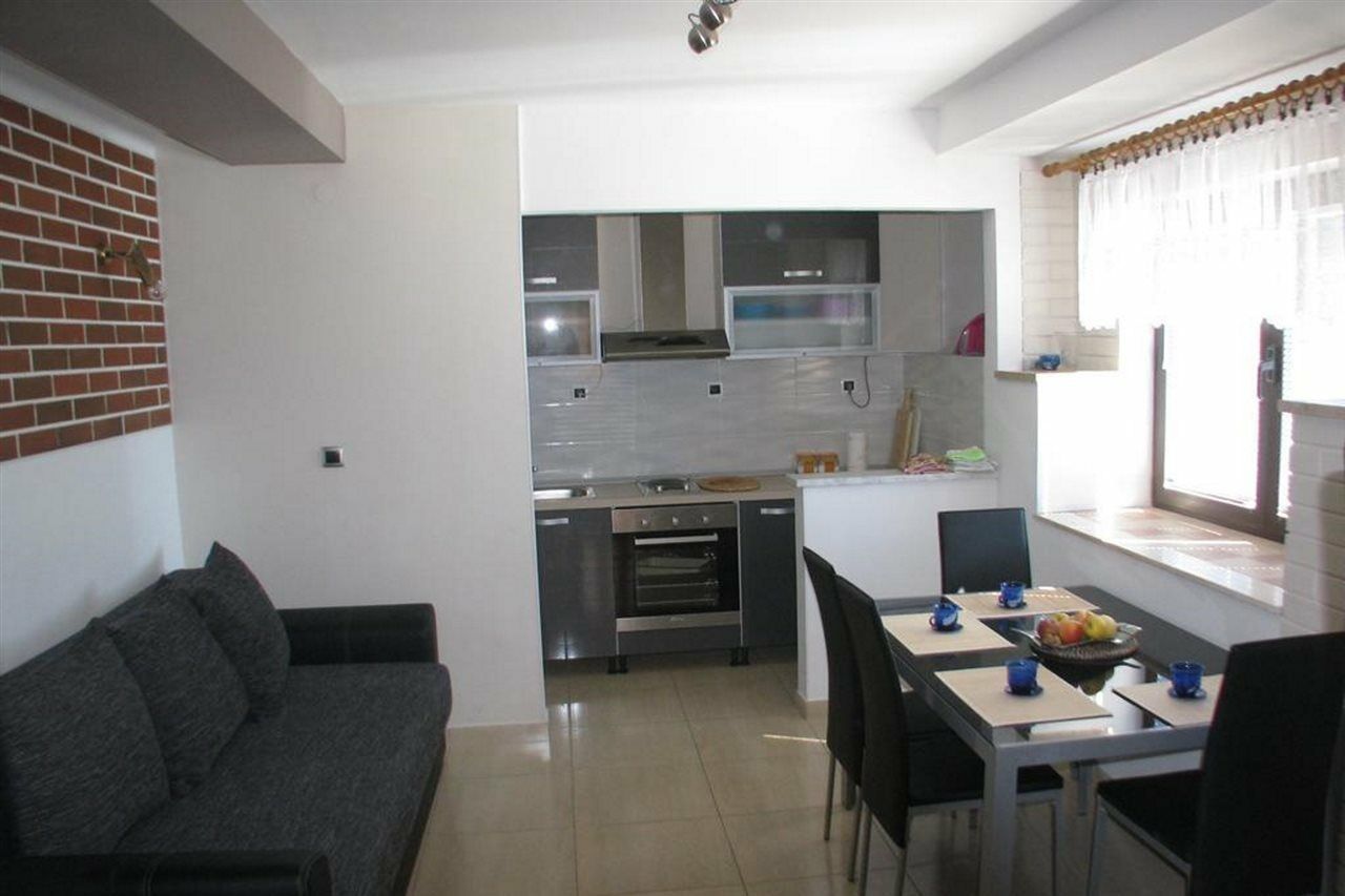 Apartments Miljak Omiš Exteriér fotografie